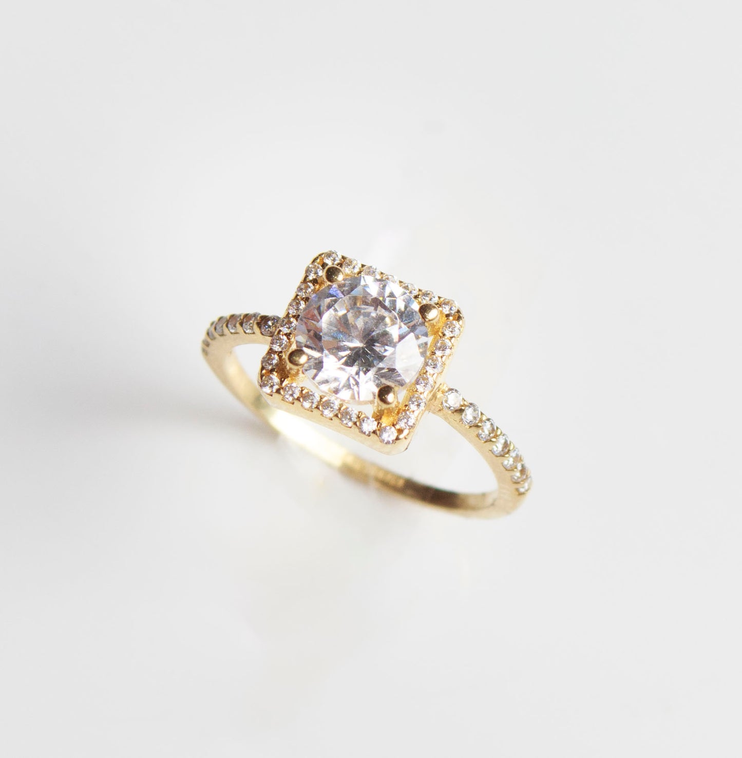 Anillo Halo