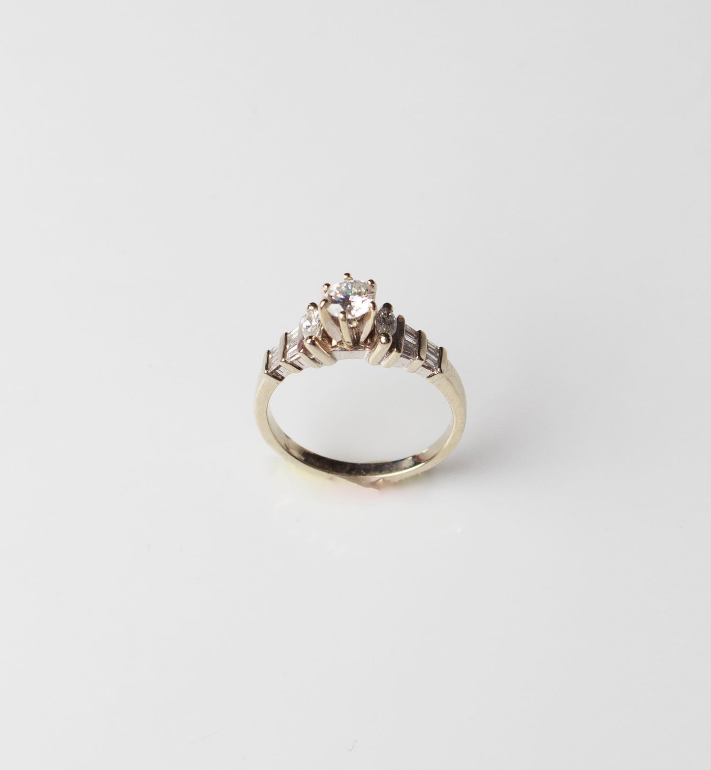 Anillo Ascendia