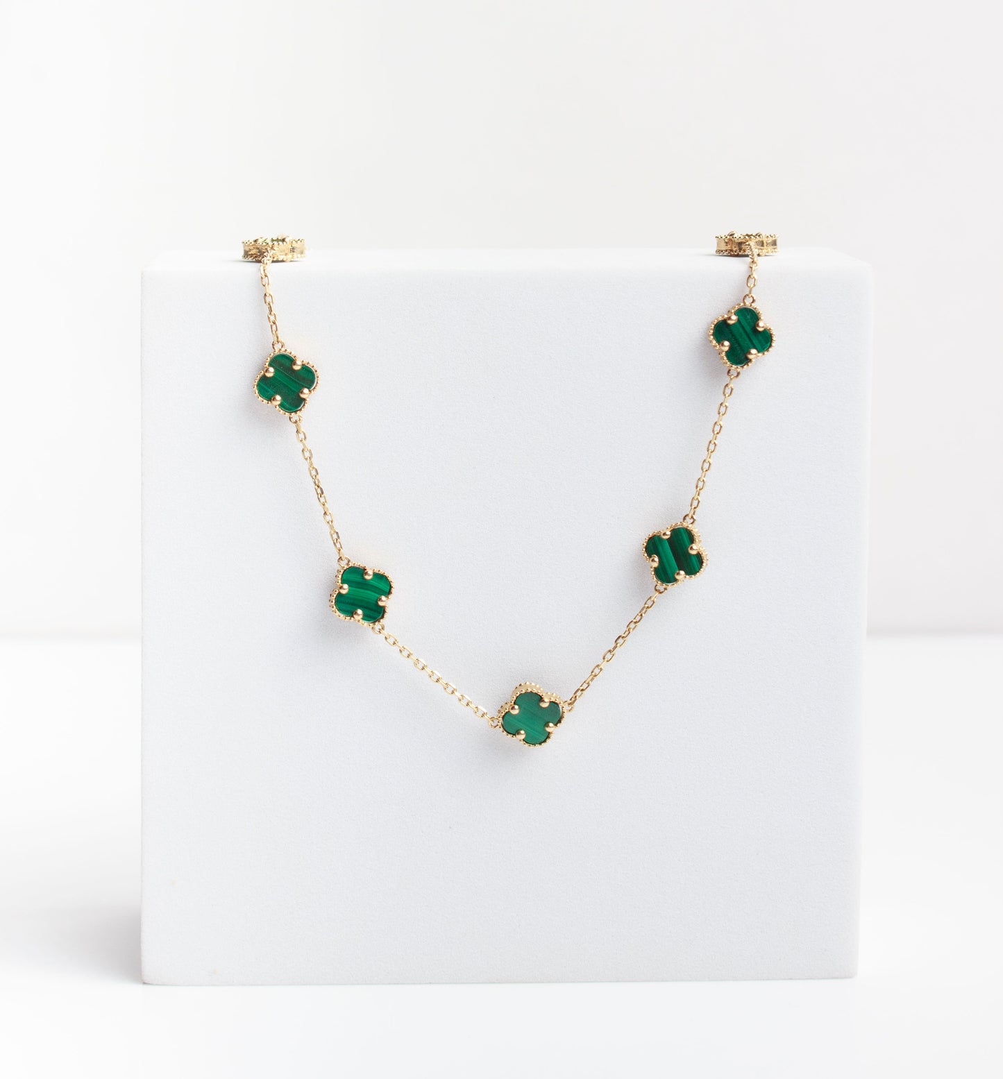 Collar Flores Verdes